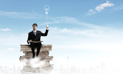 历史上哪个守城将领最值得称颂？